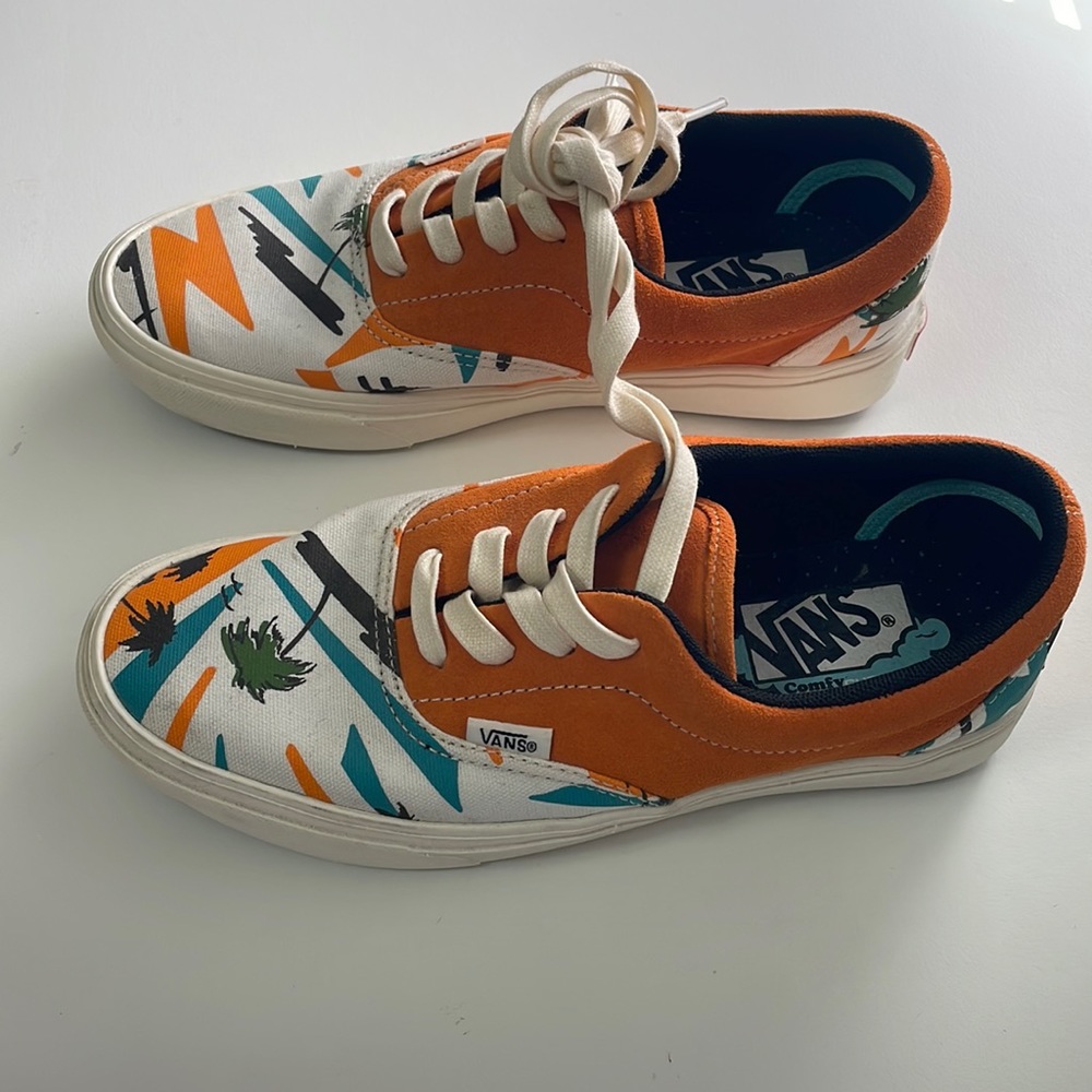 Vans Comfy Cush 500664, 6 Men 7.5 Women
